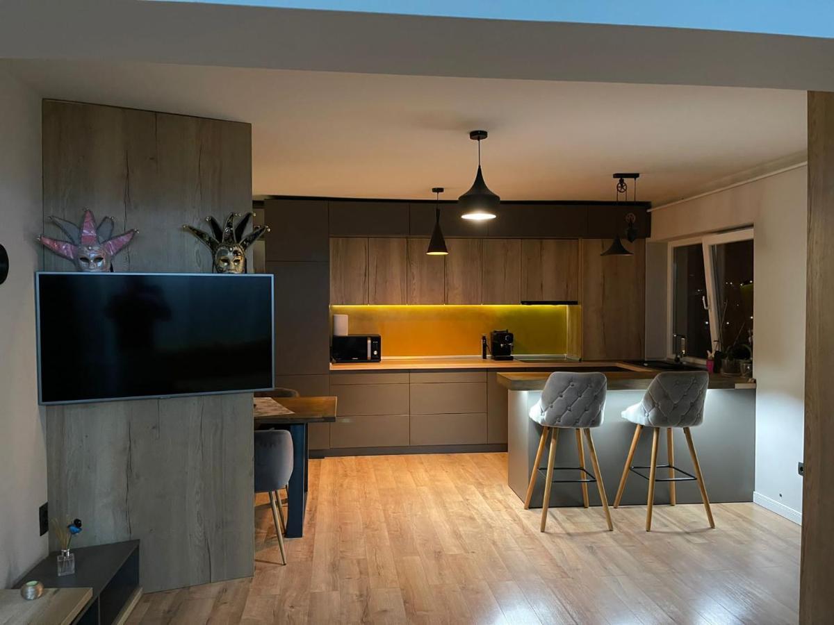Apartamento Gavas Jacuzzi & Panoramic View Cluj-Napoca Exterior foto